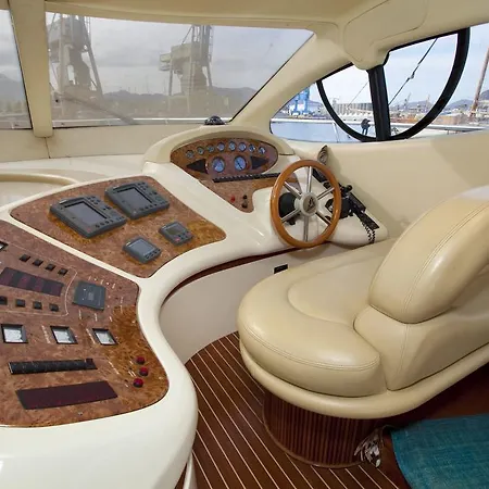 Azimut 46 * Palermo
